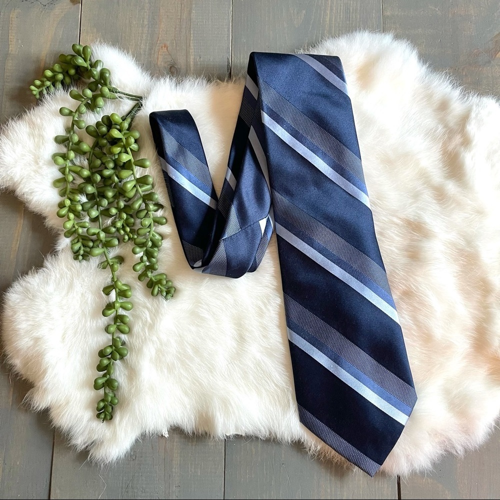 Bugatti Tie Necktie 100% Silk Blue Stripes